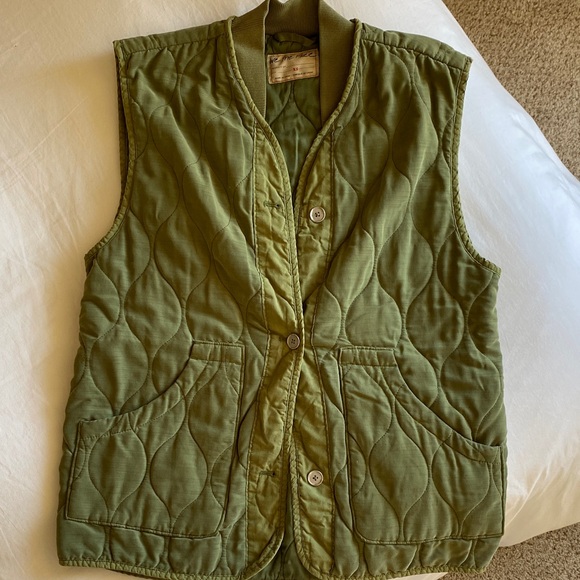 We The Free Jackets & Blazers - We The Free Olive Quilted Vest